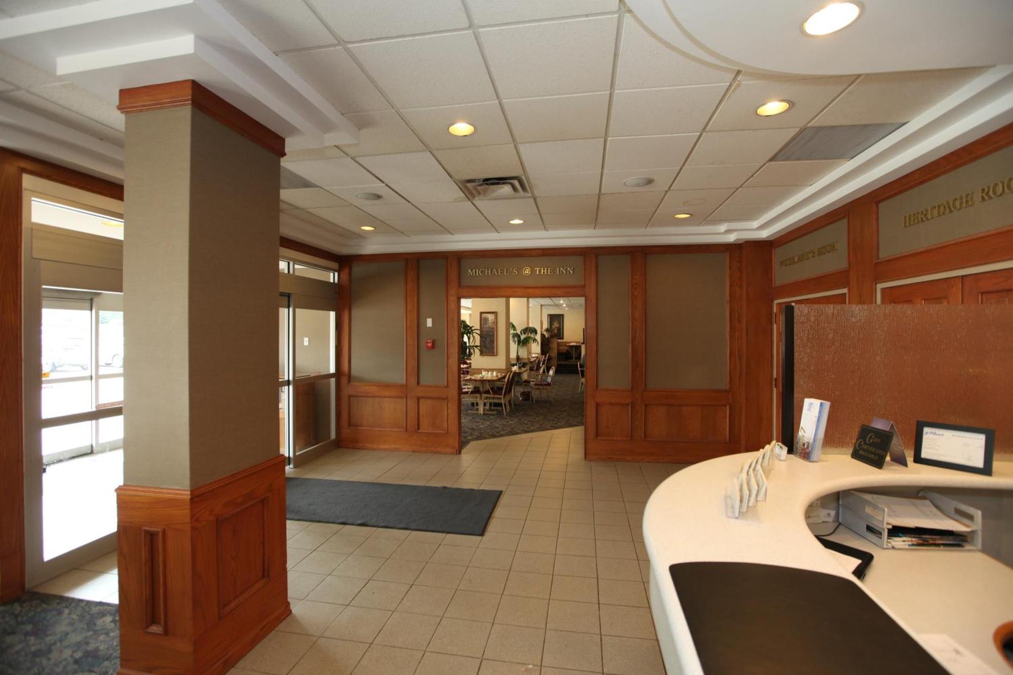 St. Albert Inn & Suites Saint Albert Exteriér fotografie